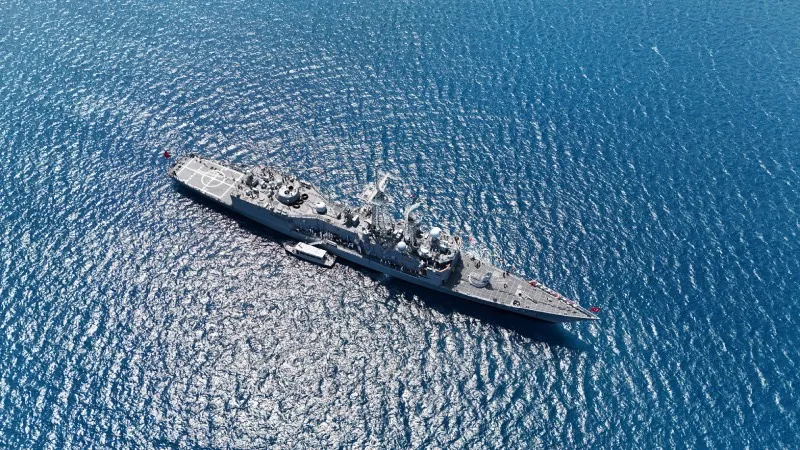 19 Mayıs dolayısıyla Muğla'da Deniz Kuvvetleri gemileri ile Sahil Güvenlik botları ziyarete açıldı