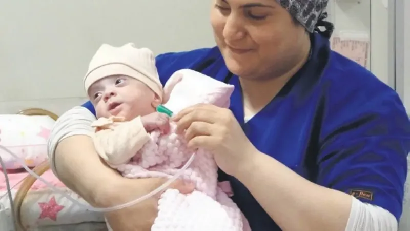 6 ay sonunda sağlıklı yaşama dönen Hayat bebek