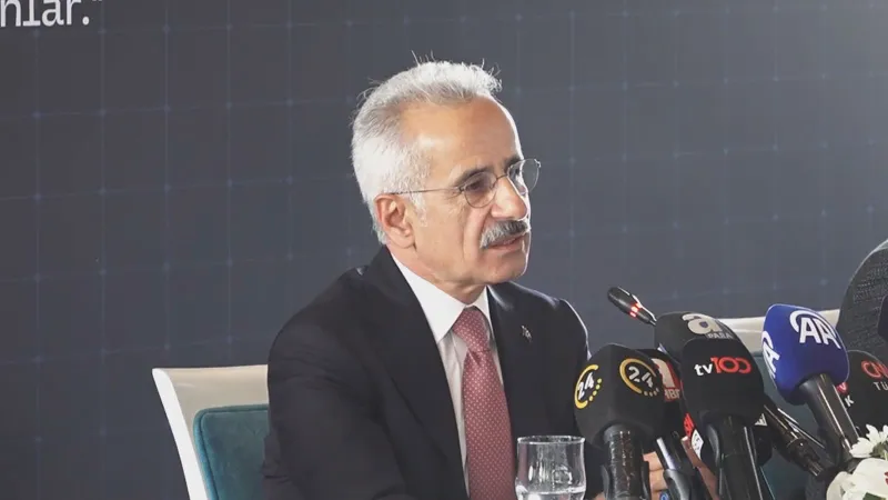 Bakan Uraloğlu: İran'da 7, Irak'ta da 4 uçağımız kaldı