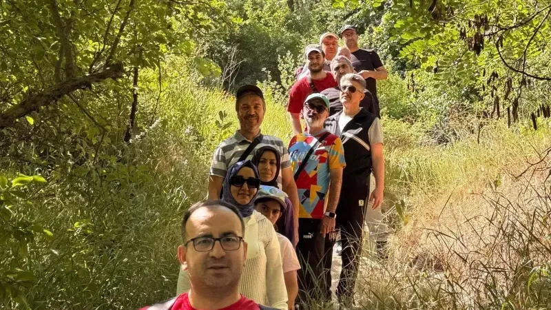 Kapadokya'da Sendika Üyelerinden Doğa Yürüyüşü! Zemi Vadisi Büyüledi