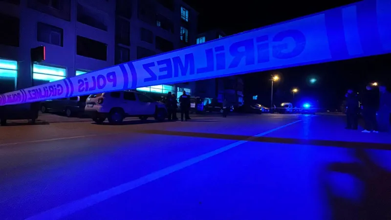 Fatih'te silahlı saldırıya uğrayan kişi yaralandı