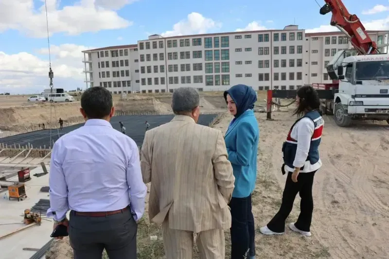 Kaymakam yurt inşaatını yerinde gördü