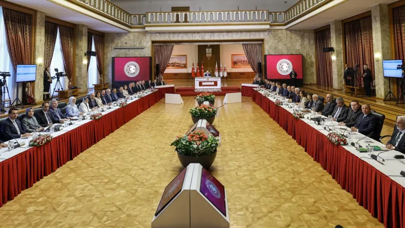 Kurtulmuş'tan Kritik Hamle! Komisyonda Neler Oluyor?