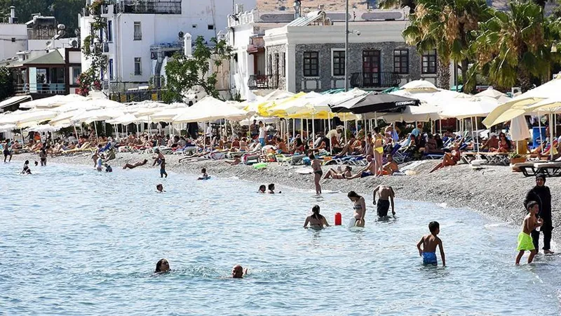 Muğla'da Deniz Keyfi: Sıcaklık Rekoru Kırılıyor Mu? İşte İlçe İlçe Tahminler!