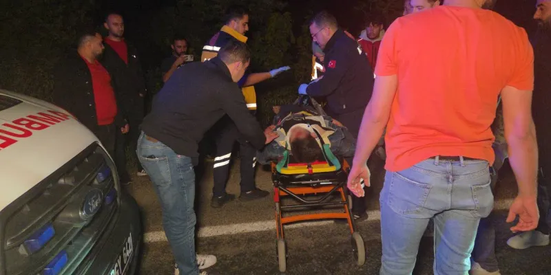 Otomobil ile motosiklet çarpıştı, ehliyetsiz sürücü yaralandı