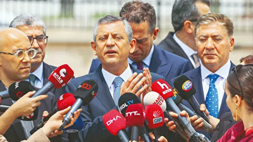 Özel diktatörlüğe doğru evrildi