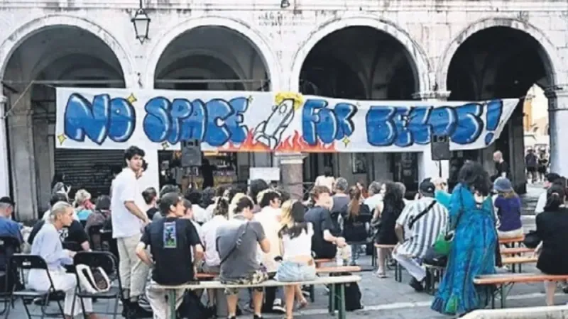 Venedik’te Jeff Bezos düğünü öncesi protesto hazırlıkları