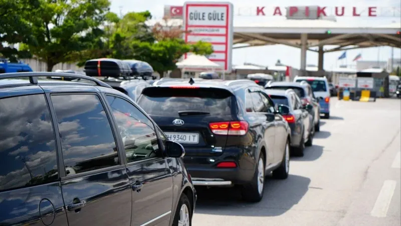 Yabancı Plakalı Araçlara Şok! Cezayı Ödemeden Çıkış Yok!