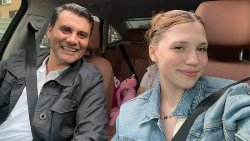 Zeyrek’in kızı Nehir Zeyrek’i Üniversite sınavına Özgür Özel götürecek